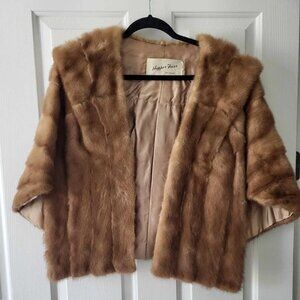 Beautiful Vintage Hopper Fur Stole/Shoulder Wrap believed to be Mink???
